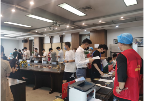 滴滴热血献爱心——五芳斋组织开展无偿献血活动