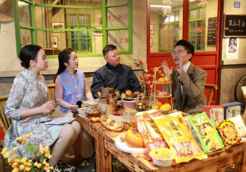 “清寒小雪至,围炉烹茶暖”,五芳斋小雪节令直播温暖开启!